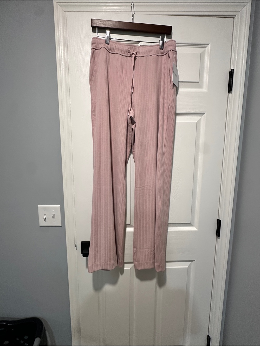 Beyond Yoga Wide Leg Ribbed Drawstring Pants in Dusty Pink